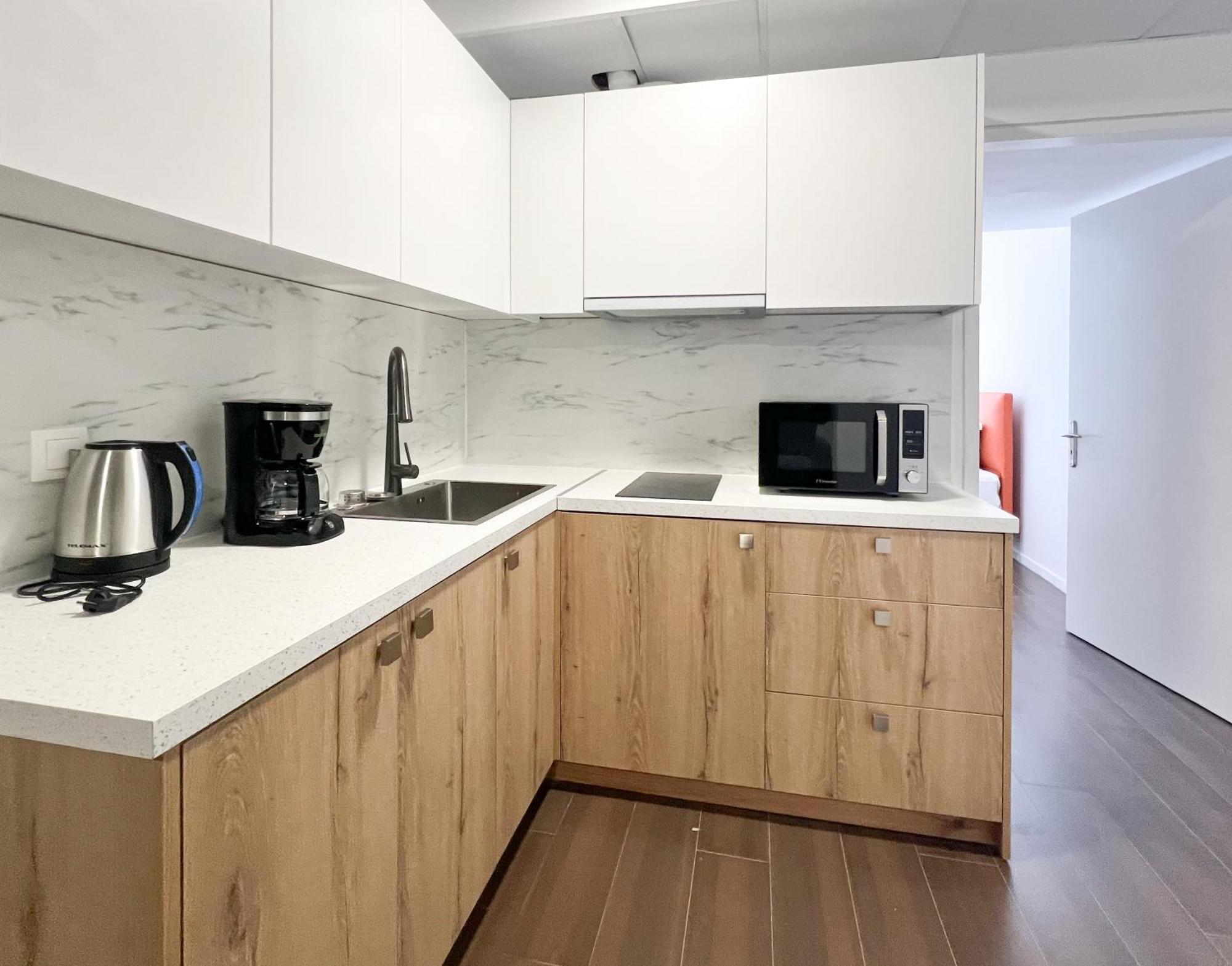Anhome K11 Serviced Apartments Plus Aten Exteriör bild